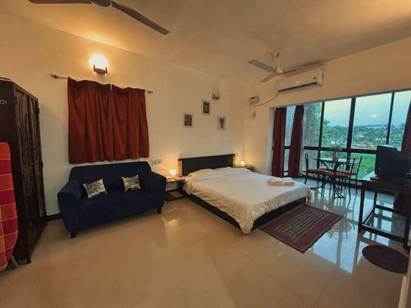 LAU Beachwalk Bliss,a 1BHK Serviced Apartment in Calangute